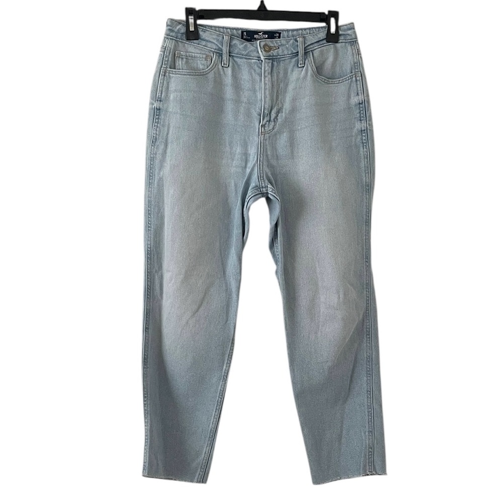 Hollister Women's Blue Light Wash Ultra High Rise Mom Stretch Jeans‎ Size 28